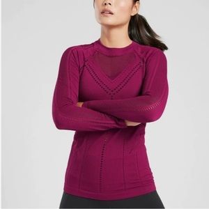 NWT Athleta Long Sleeve Mesh Oxygen Top | Size L | Mulberry Purple Pink